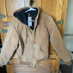 Carhartt jacket. Medium (womens). Always open for offers.
